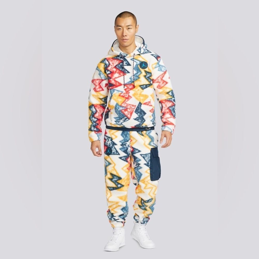 Nike Air Jordan Men’s XL Sweatshirt and L Sweatpants (SET) - Picture 2 of 9